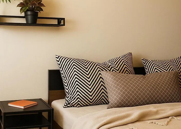 Industrial Chic Retreat Calea Victoriei *