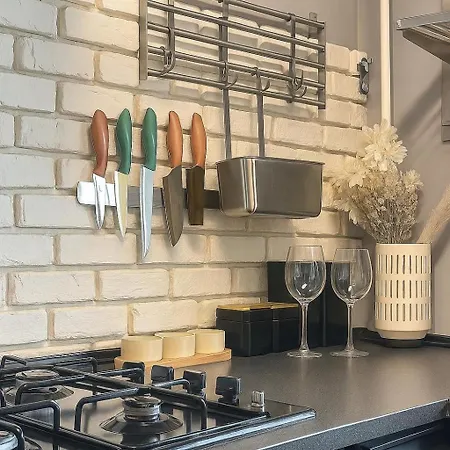 Industrial Chic Retreat Calea Victoriei Apartment